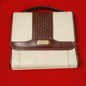Ladies Vintage Carryland purse